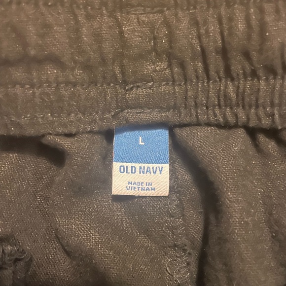 Old Navy Women's Black Shorts Size Large - Picture 3 of 3